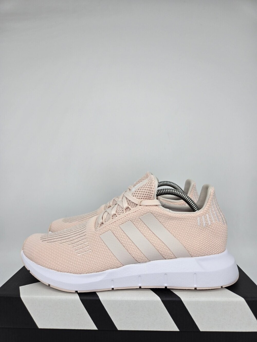 adidas Women's Swift Run 1.0 IE7478 Wonder Quartz Cloud White Shoes Size 9.5